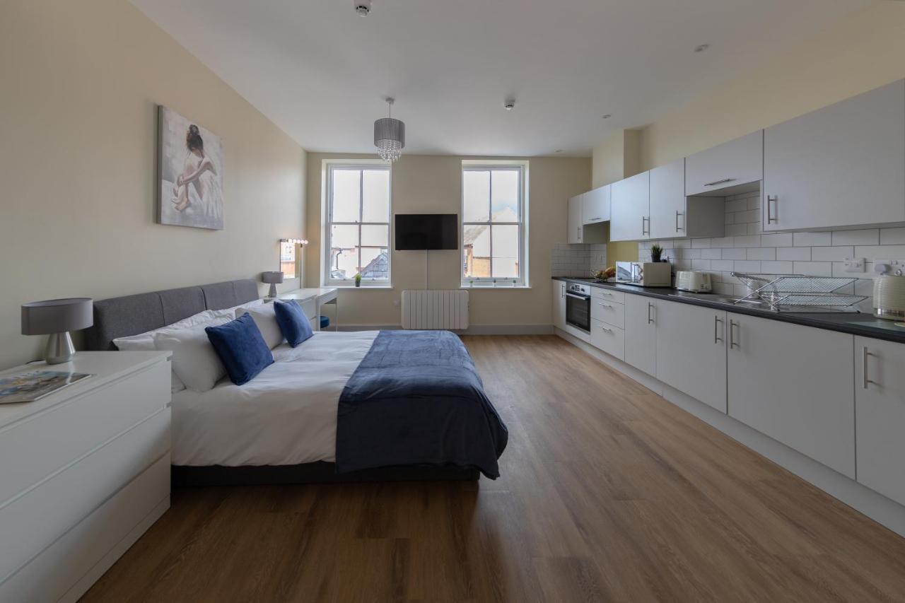 Apartment 7, Isabella House, Aparthotel, By Rentmyhouse Hereford Extérieur photo
