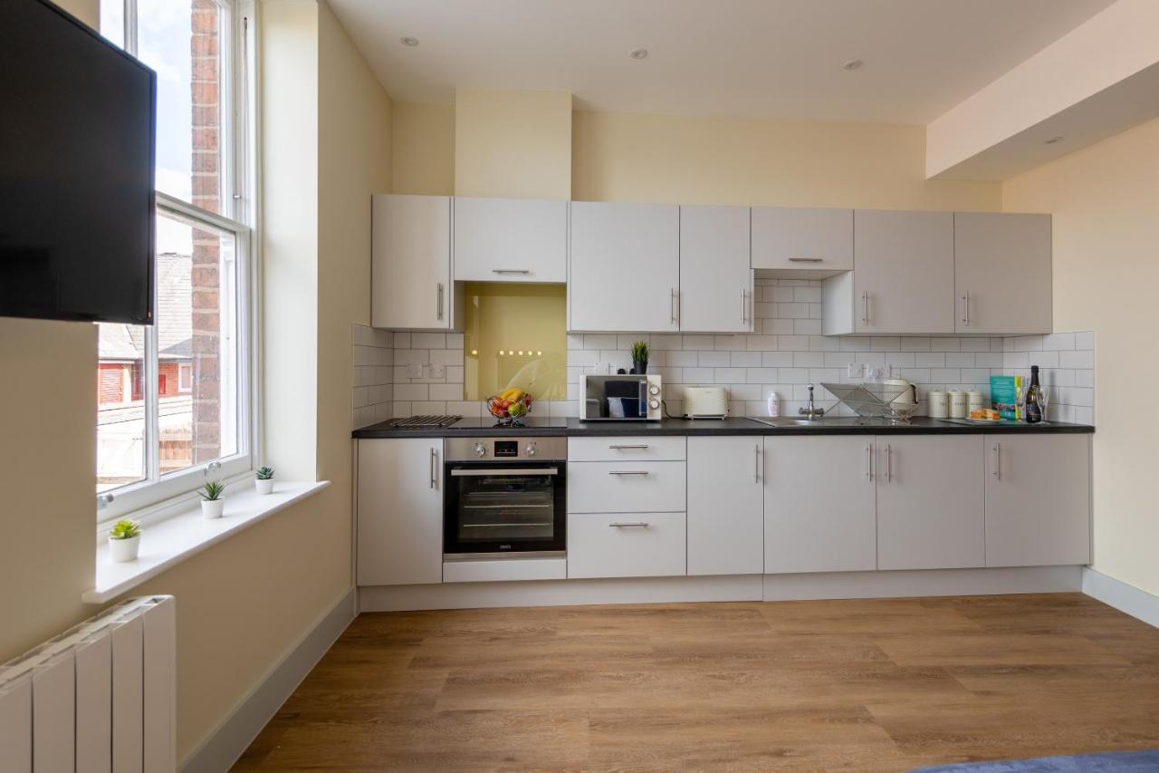 Apartment 7, Isabella House, Aparthotel, By Rentmyhouse Hereford Extérieur photo